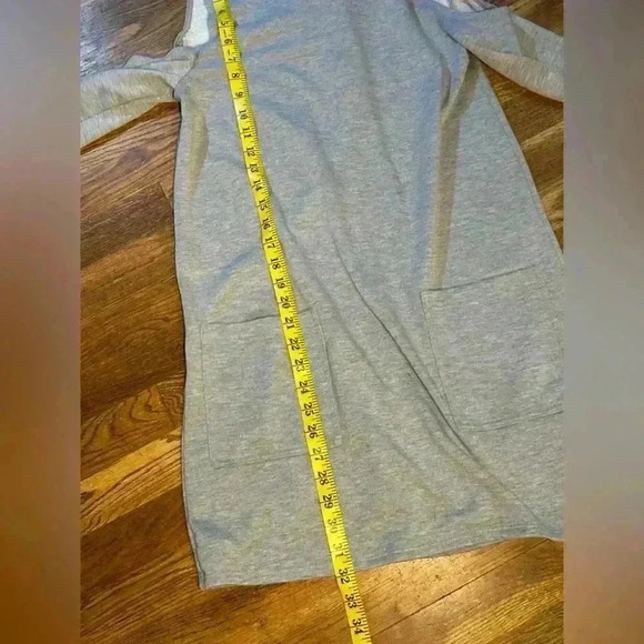 Abercrombie & Fitch Gray Cold Shoulder Sweat Shirt Dress, Size Small - Picture 7 of 7